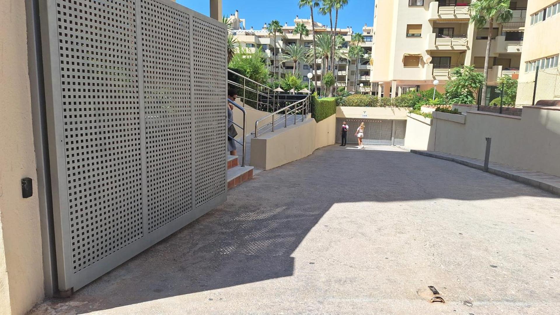 Primera Linea Del Mar - Acceso Directo Playa Carihuela Торремолинос Экстерьер фото