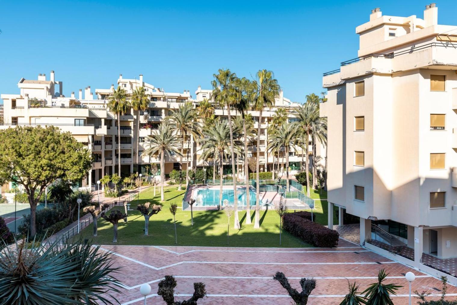 Primera Linea Del Mar - Acceso Directo Playa Carihuela Торремолинос Экстерьер фото